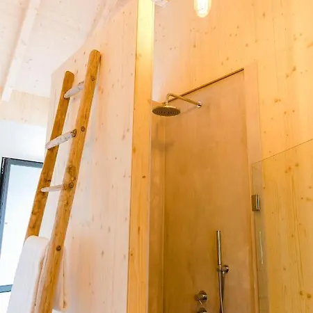 Διαμέρισμα Elegant 50m² + Pool Alvados