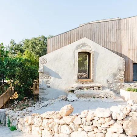 Elegant 50m² + Pool Lejlighed