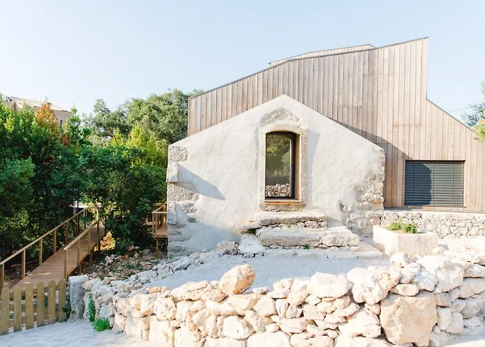 Elegant 50m² + Pool דירה