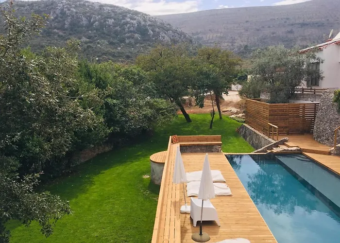 Elegant 50m² + Pool דירה אלבדוס