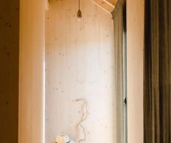 Elegant 50m² + Pool דירה